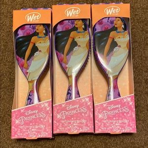 Pocahontas wet brush